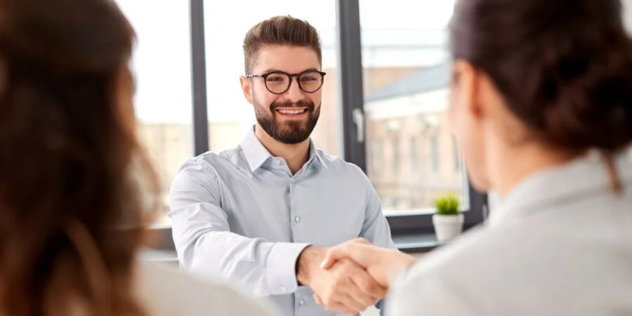 ftc noncompete ban, shaking hands with new hire