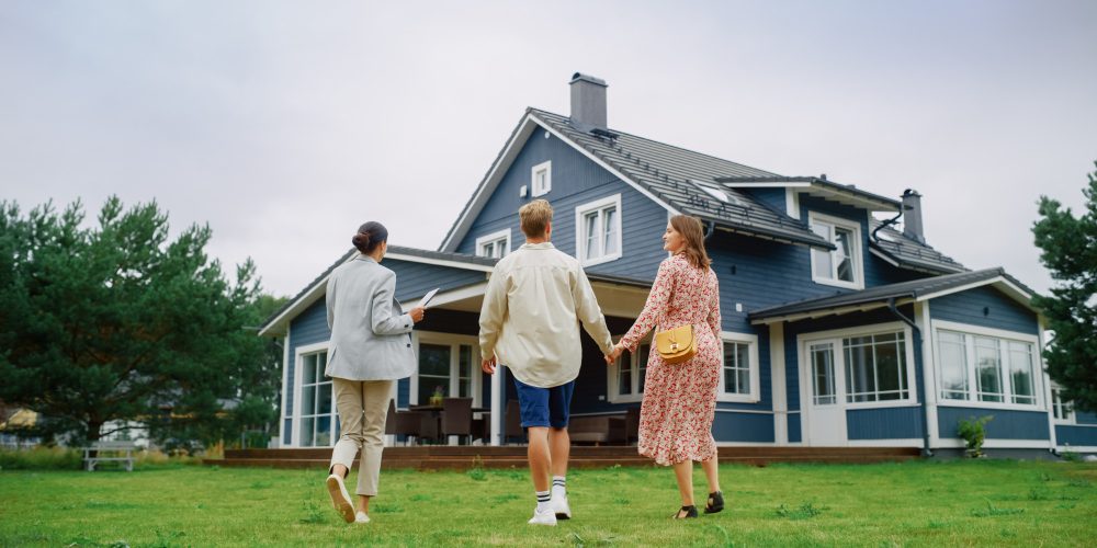 is there a tax credit for homeowners, looking at new home with realtor